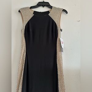 XSCAPE I Long Ity Dress with Caviar Beaded Sides Size 2 brand new never worn